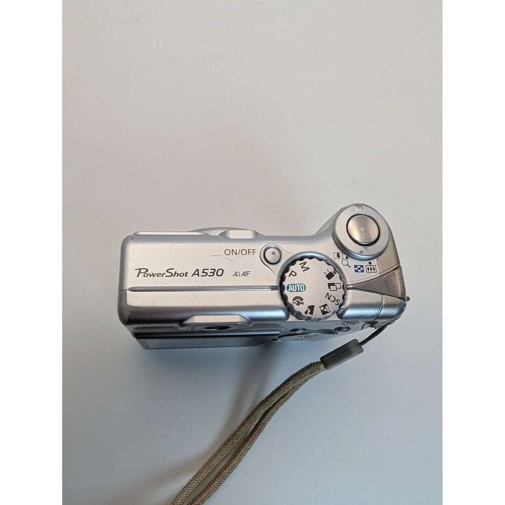 Canon PowerShot A530 5.0MP Digital Camera Silver 4x Zoom with Samsonite Case USB